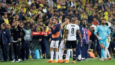 Ertelenen, Fenerbahçe Beşiktaş maçını Mete Kalkavan yönetecek