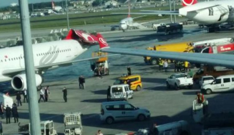 Atatürk Havalimanı'nda uçağın kanadı kuyruğa vurdu
