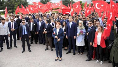 Meral Akşener, Ulu Önder Atatürk'ün huzurunda