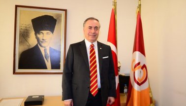 Galatasaray Başkanı Cengiz: Bu sezonun ismi Can Bartu ya da Lefter olsun