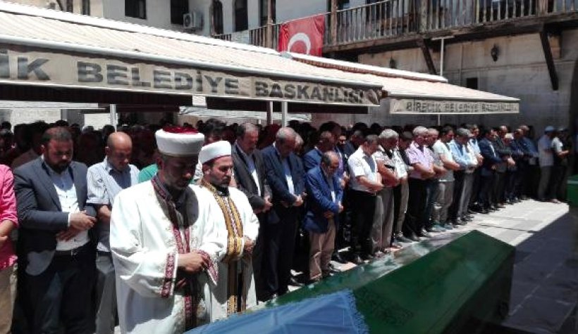 Fırat Nehri'nde Boğulan Kuzenler Toprağa Verildi