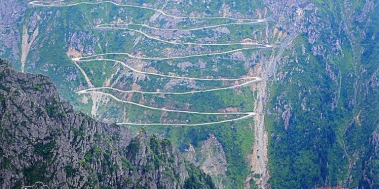 Dünyanın En Tehlikeli Yolu, Bayburt- Trabzon Sınırında