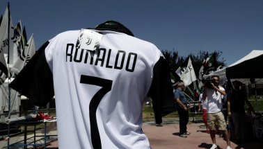 Yılın Transferi resmen açıklandı: Cristiano Ronaldo Juventus'ta