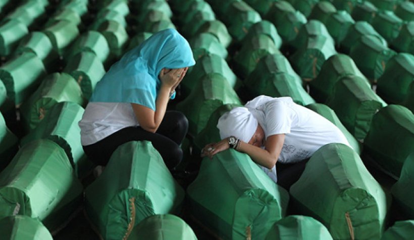 Srebrenitsa Katliamı'nın Üzerinden 23 Yıl Geçti