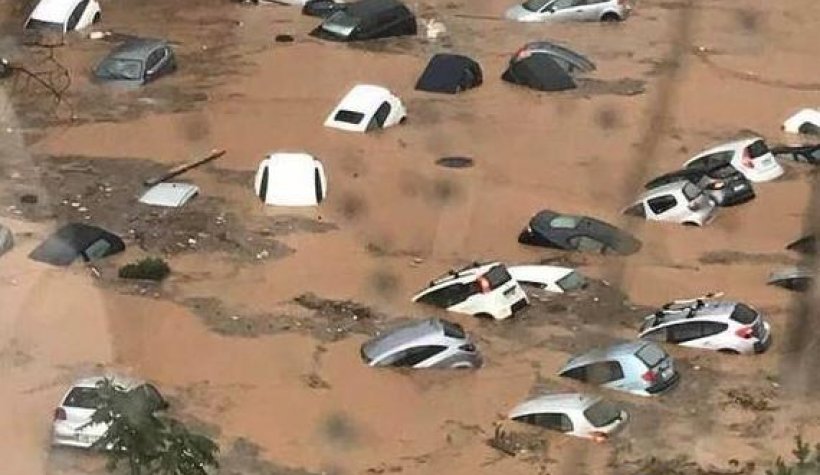 Son dakika: Yunanistan'da Şimdi de Sel Felaketi