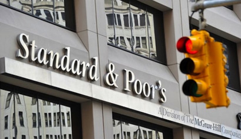 Son dakika: Standard&Poor’s Türkiye’nin kredi notunu düşürdü