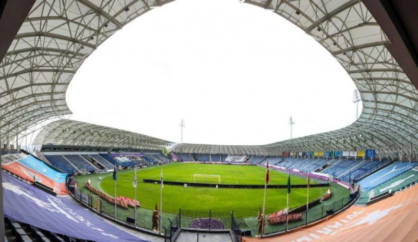 Çok sayıda spor salonunun tahsisi iptal edildi: Osmalıspor'a şok