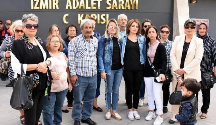 İzmir'de 'Af' eylemi: Affetmek Allah'a, şans vermek devlete düşer!