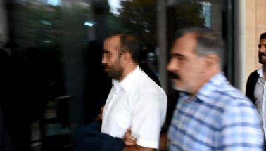 Atatürk'e ve Cumhuriyete hakaret eden 'sözde' öğretmen tutuklandı