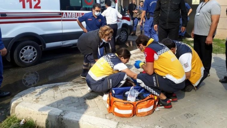 İzmir Adliyesi'nde zehirlenme: Bina Boşaltılıyor