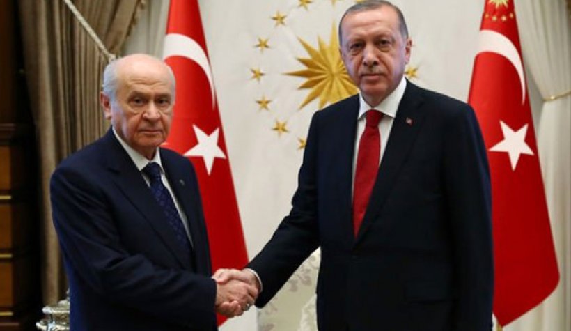 Erdoğan ile Bahçeli zirvesi yarın: Gündem af, Brunson ve Ekonomi..