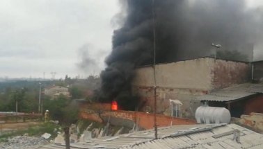 İstanbul'da bir fabrika yangını daha