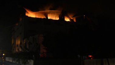 Mersin'de Tekstil Fabrikasında Yangın
