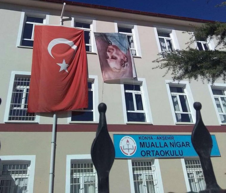 Konya'da Atatürk'e ve Bayrağımıza büyük saygısızlık