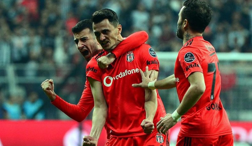 Süper Lig'in en tepesi değişti - İşte Puan Durumu ve derbi haftası