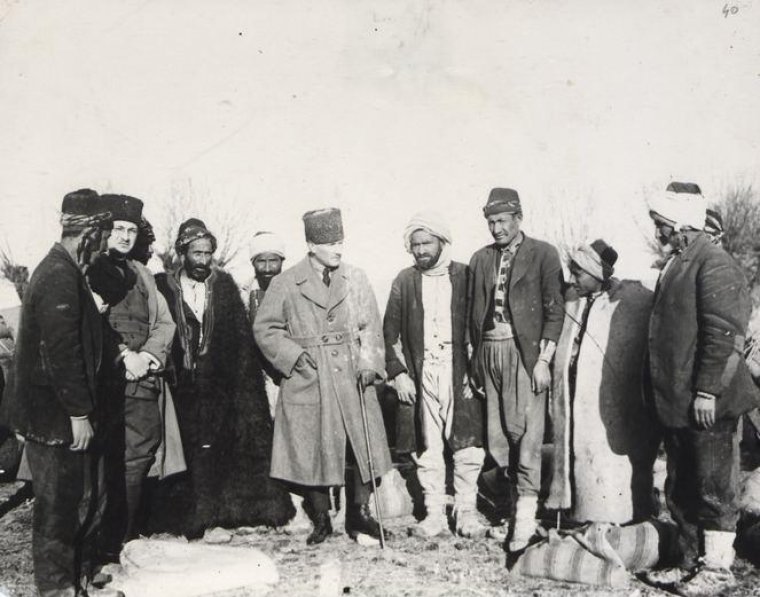 TSK'dan 29 Ekim için çok özel Atatürk fotoğrafları geldi