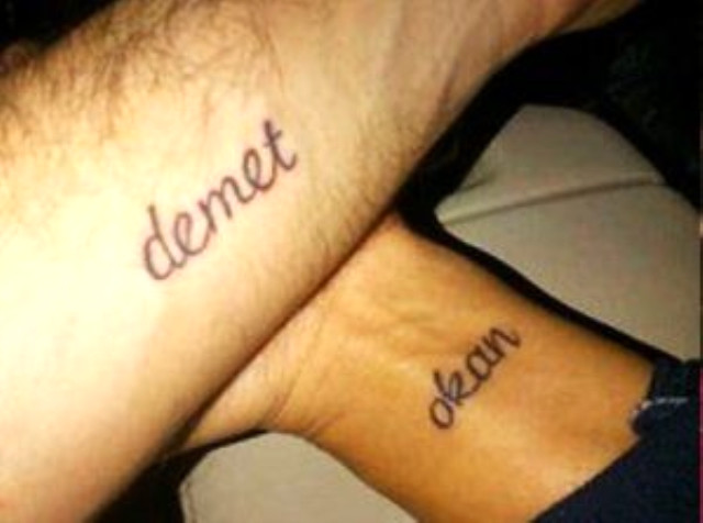 6 Buçuk Evliliğini Tek Celsede Bitiren Demet Akalın, Okan Kurt Dövmelerini Sildirmedi