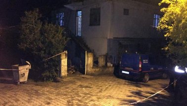 Evi Terk Etmek İsteyen 3 çocuk Annesi Eşini Öldürdü