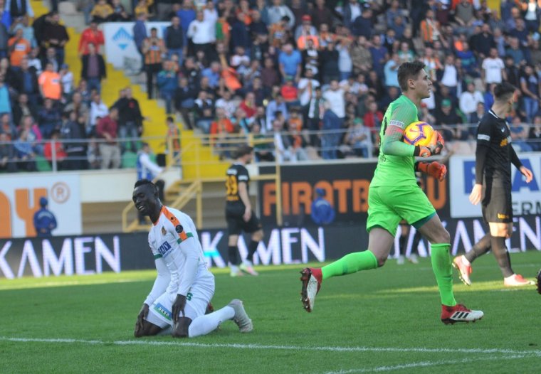 Alanyaspor Kayseriye gol oldu yağdı: 5-0