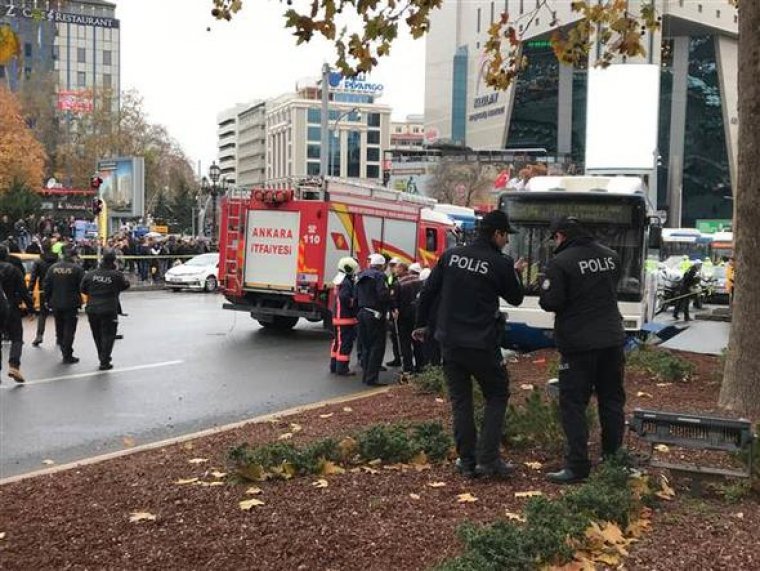 Ankara'da Feci Kaza: EGO otobüsü vatandaşları ezdi