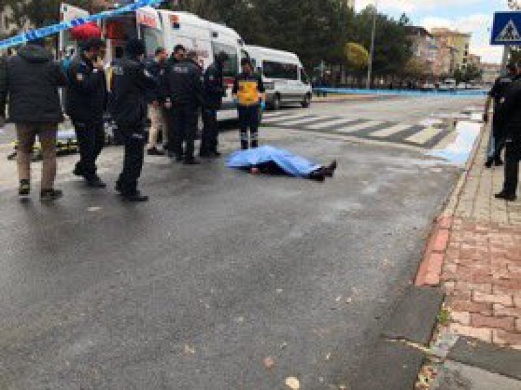 Kayseri'de Serpil Yıldız İsimli kadın sokak ortasında katledildi