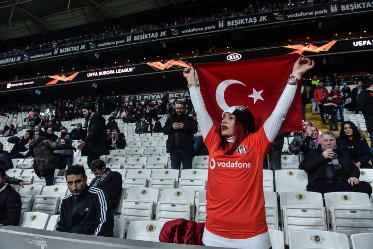 Kendi evinde Malmö'ye yenilen Beşiktaş, Avrupa'ya veda etti