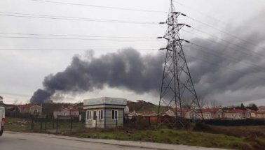 Arnavutköy'de Fabrika Yangını