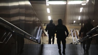 Osmanbey Metrosunda Bir Kişi Raylara Düşerek Hayatını Kaybetti.