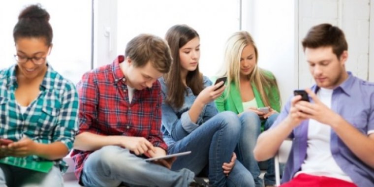 Telefon bağımlılığından nasıl kurtulunur? Büyük kaygı Telefon bağımlılığından nasıl kurtulunur? Büyük kaygı