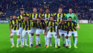 Fenerbahçe'de 14 Futbolcunun Sözleşmesi Sona Eriyor