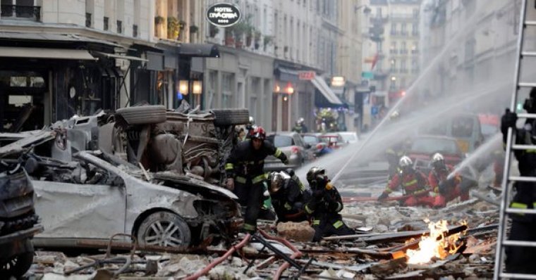 Son dakika: Paris'te Şiddetli Patlama: Çok Sayıda ölü ve yaralı var