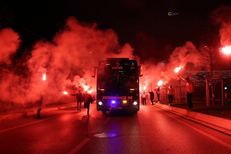 Başakşehir maçı öncesi Fenerbahçe Bir Şampiyon Gibi Karşılandı