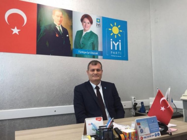 Yeni başkanın İlk işi Gazi Mustafa Kemal Atatürk oldu