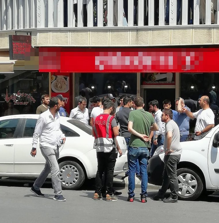 Ekrem İmamoğlu'na Cuma Namazı sonrası tatsız provokasyon