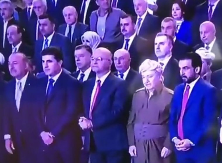 Çavuşoğlu Barzani ile buluştu, sözde 'Kürdistan Şehitleri' için saygı duruşunda bulundu