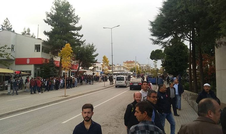 Denizli'nin Kale İlçesinde 10 Suriyeli 14 yaşındaki küçük kız çocuğuna..