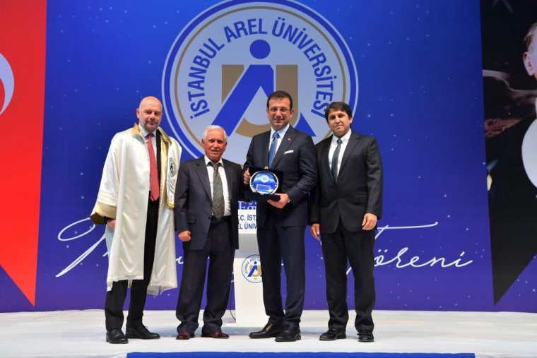İmamoğlu Arel Üniversitesi Mezuniyet Töreni'ne katıldı