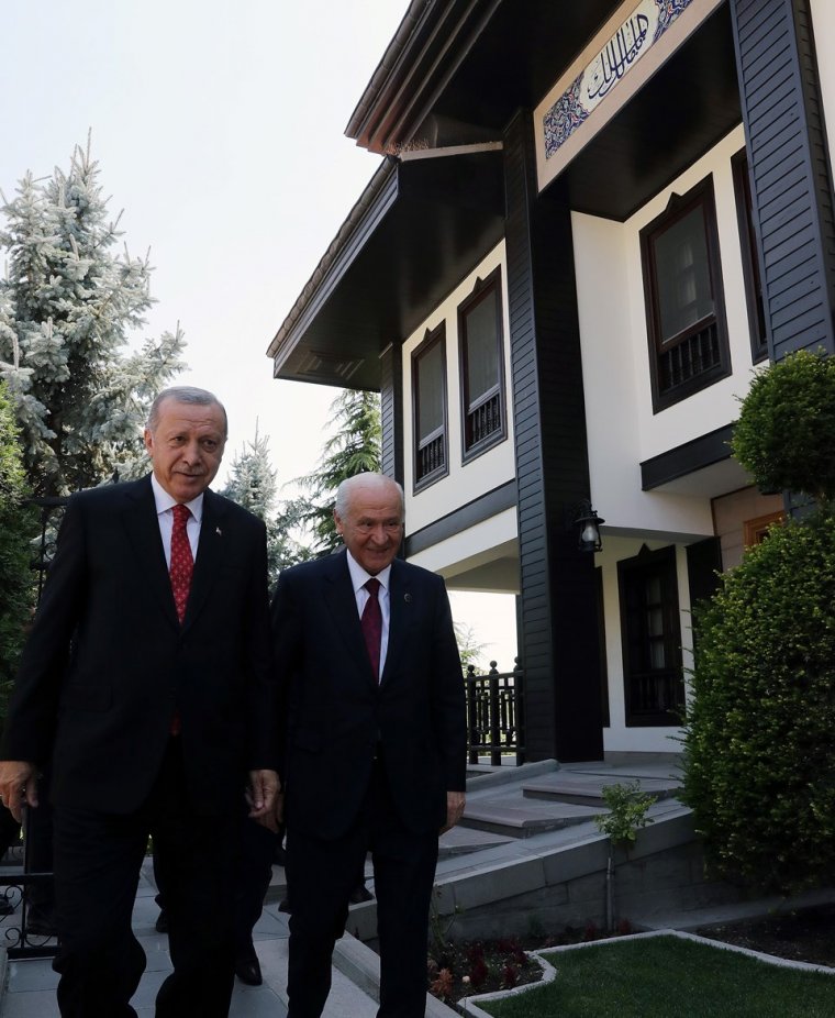 Erdoğan'dan Bahçeli'ye evinde ziyaret: 30 Dakika Basın Kapalı
