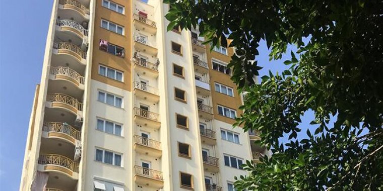 Acı haber: İşsiz kalan iki çocuk babası vatandaş 13 kattan atladı