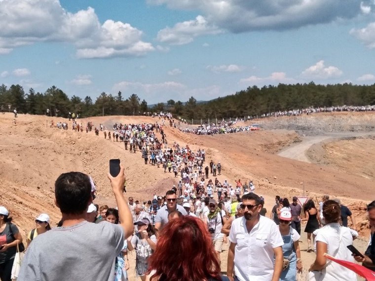 Kaz Dağları'na halk sahip çıkıyor: Binlerce vatandaş şantiye alanına girdi