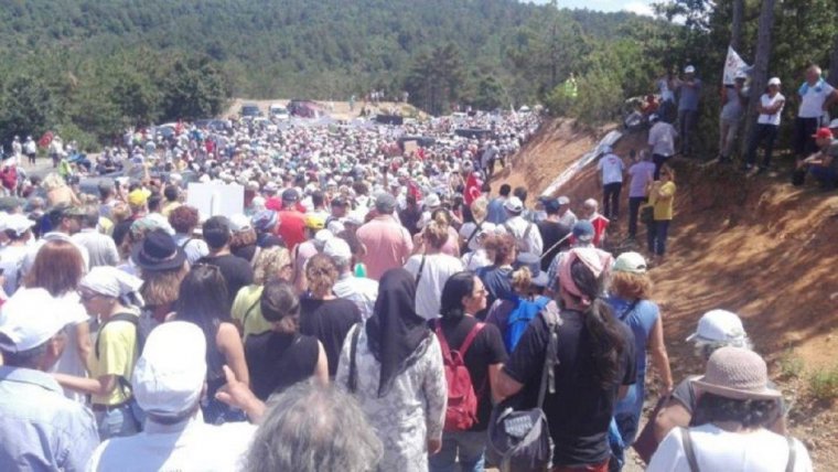 Kaz Dağları'na halk sahip çıkıyor: Binlerce vatandaş şantiye alanına girdi