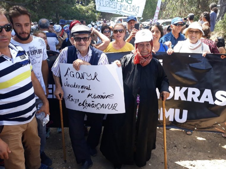 Kaz Dağları'na halk sahip çıkıyor: Binlerce vatandaş şantiye alanına girdi