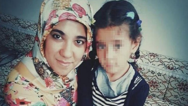 Konya: Uzaklaştırma kararı olan koca, karısını bıçaklayıp öldürdü