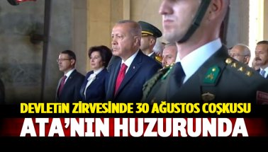Erdoğan ve devlet erkânı Atatürk'ün huzuruna çıktı