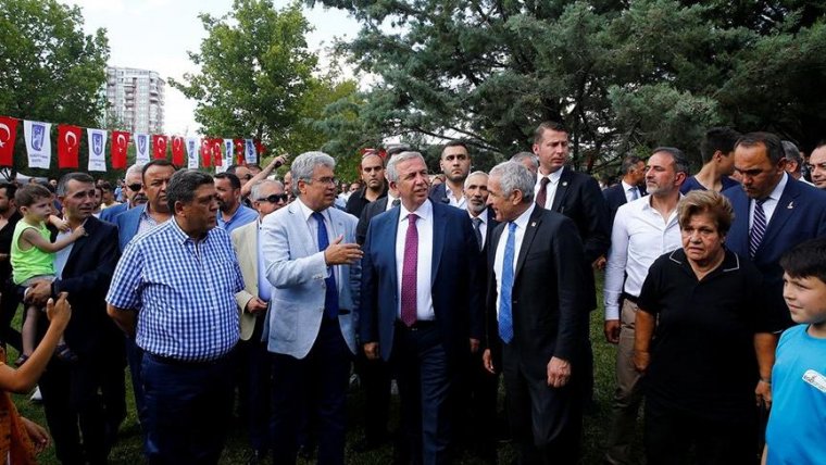 Yavaş'tan Ankara'ya müjde: 30 Ağustos Zafer Parkı açıldı