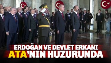 Erdoğan ve devlet erkanı Atatürk'ün huzurunda