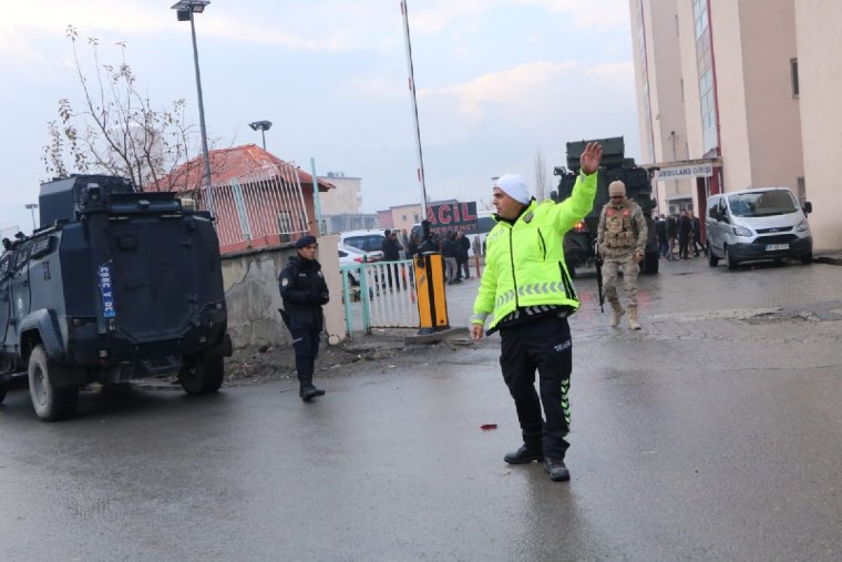 Kahreden haberler peş peşe geldi: 5 askerimiz şehit oldu