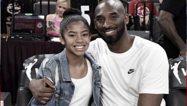 Kobe Bryant ve kızı helikopter kazasında hayatını kaybetti
