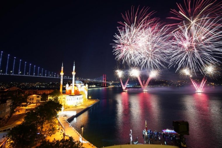 İstanbul'da 19 Mayıs coşkusu görülmeye değerdi