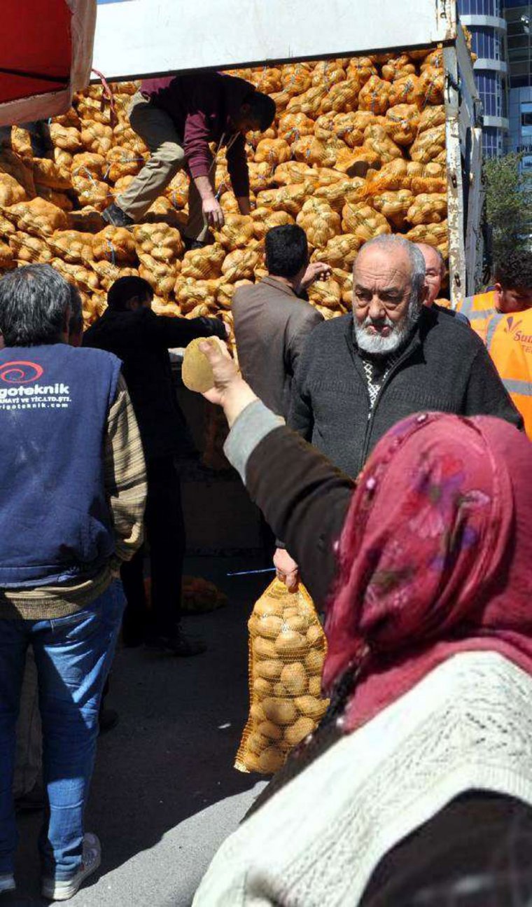 Devletinin 'Patates Şovuna' tepki yağıyor